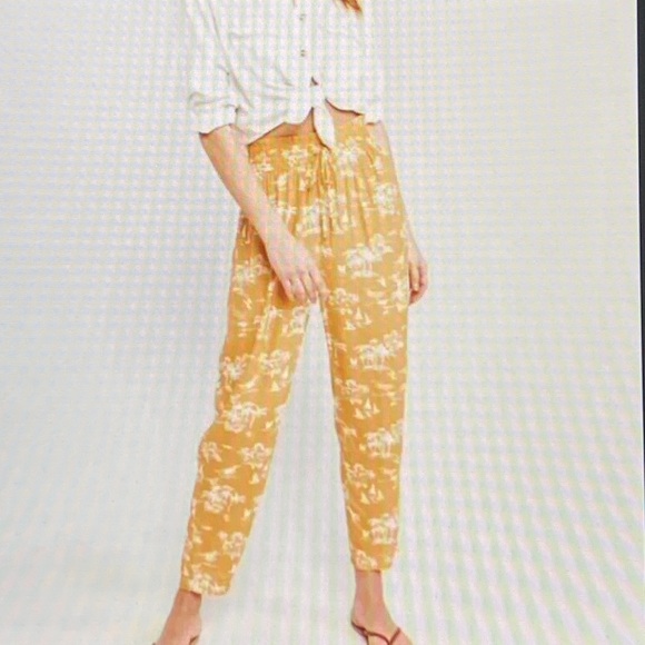 Abercrombie & Fitch High Waist Tropical Hawaiian Print Pant Golden Yello… - Picture 1 of 11